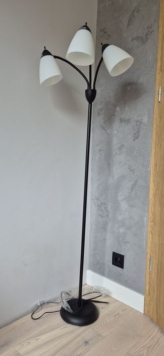 Lampa stojąca podłogowa potrójna