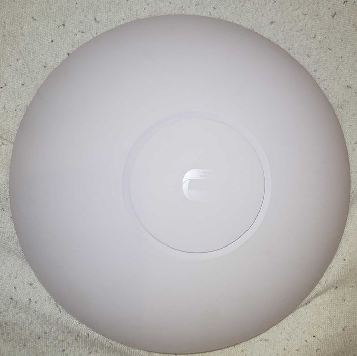 Punkt dostępowy Ubiquiti UniFi AP AC LR (UAP-AC-LR)