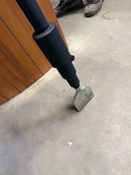 Zdzierak skrobak pneumatyczny Trelawny  140cm