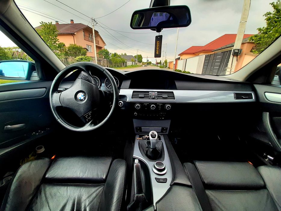 BMW 5 Series 2008 VIN WBANX51080CT38657 фото оголошення 10 з 18