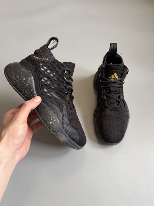 adidas dame 6 - купити товари моди та стилю - Ціна на OLX.ua