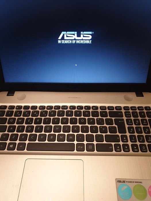 Portátil ASUS  Core I7