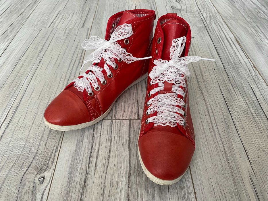 skórzane trampki Tamaris 38