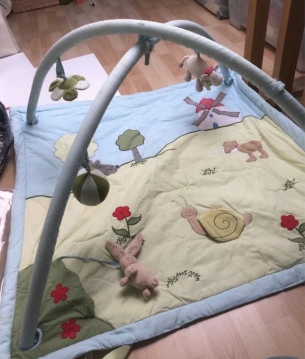 Tapete de atividades Jacadi