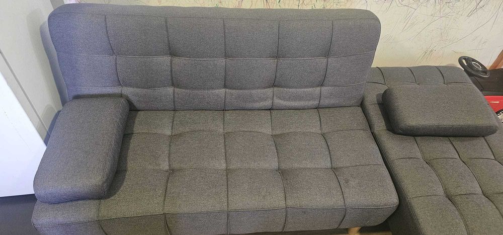 Gray Fabric Sofa Bed – Modern & Comfortable