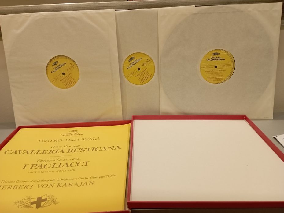 LP's com 2 óperas - Cavalaria Rusticana e I Pagliacci