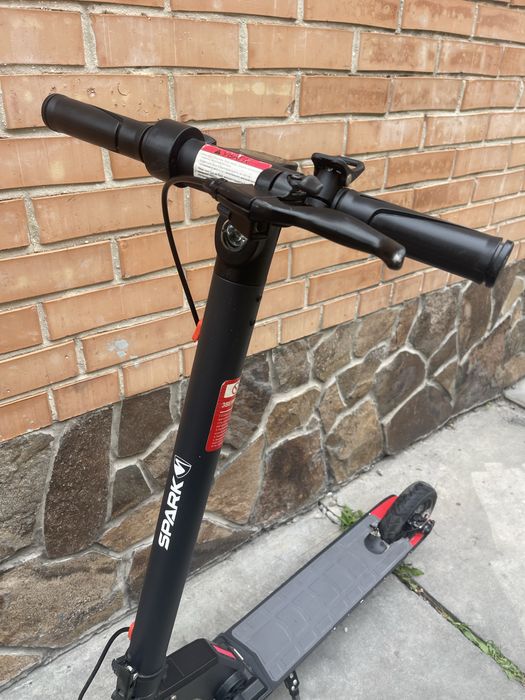 Електро самокат SPARK  HP-I21