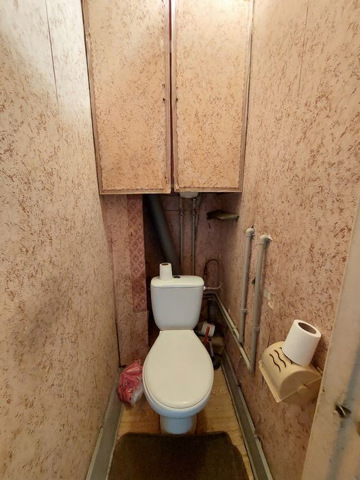 3-х комн квартира Днепровский район