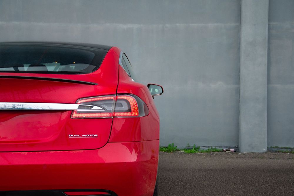 Tesla Model S Performance Ludicrous AWD