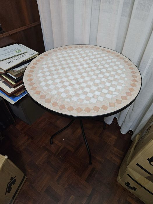 Mesa de centro em ferro