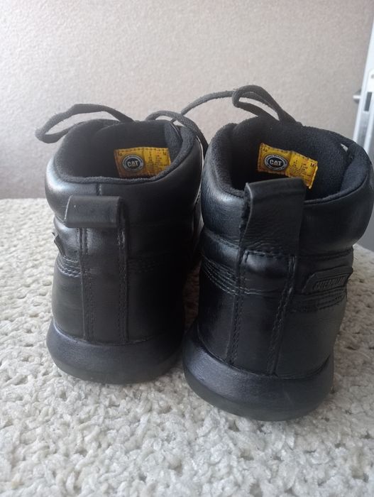 Черевики-CAT-розмір 41-42