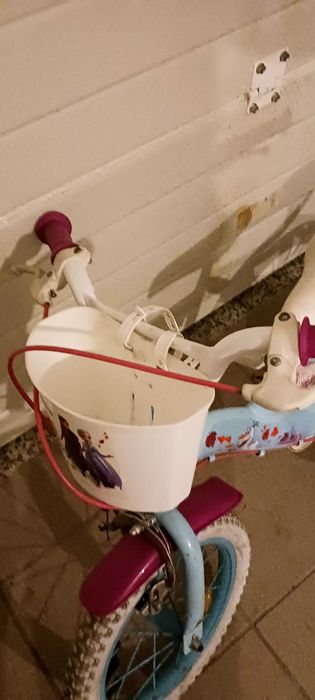 Bicicleta da frozen usada para criança