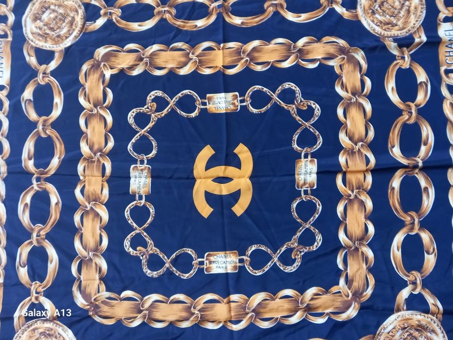 Chanel chusta jedwabna
