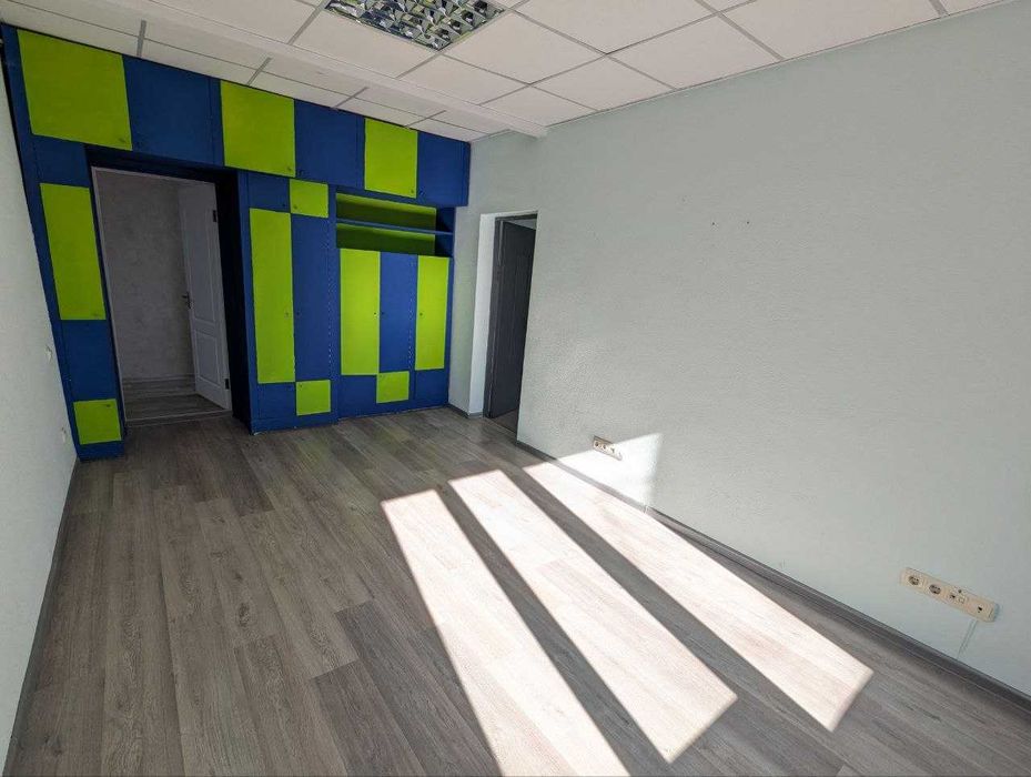 Здам приміщення 50 м.кв. Ст. Бандери