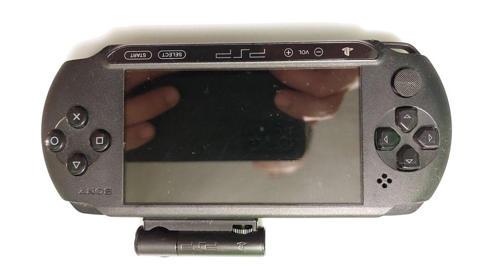 Sprzedam PSP E1004
