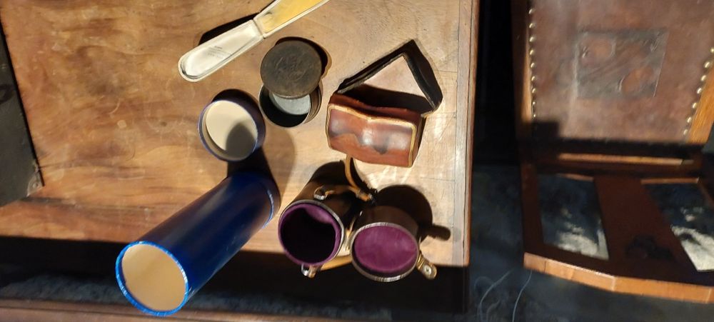 caixas para fins variados , relógios, joias e outros