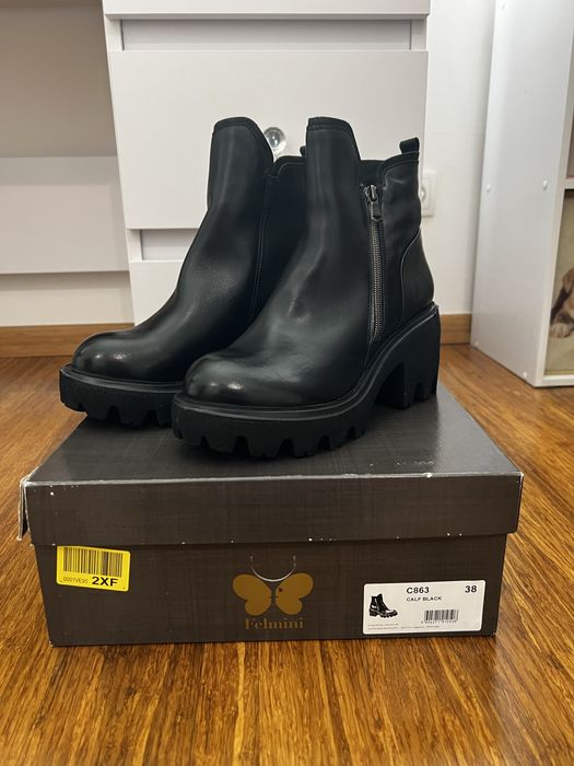 Nowe botki na platformie Felmini rozmiar 38