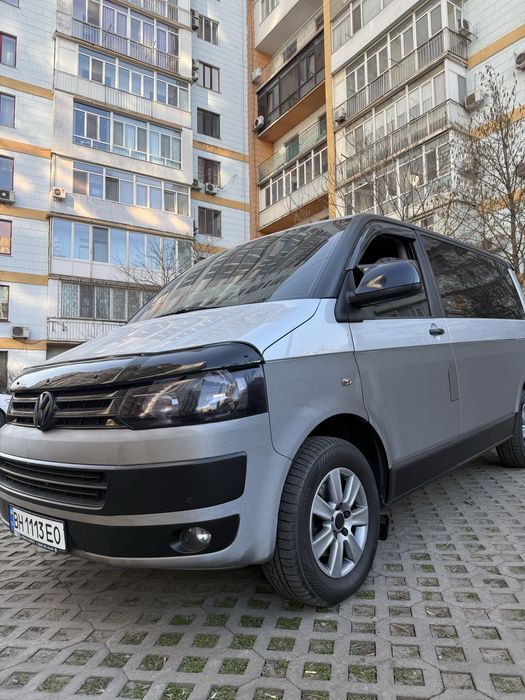 Volkswagen  multivan продам бус от хозяина