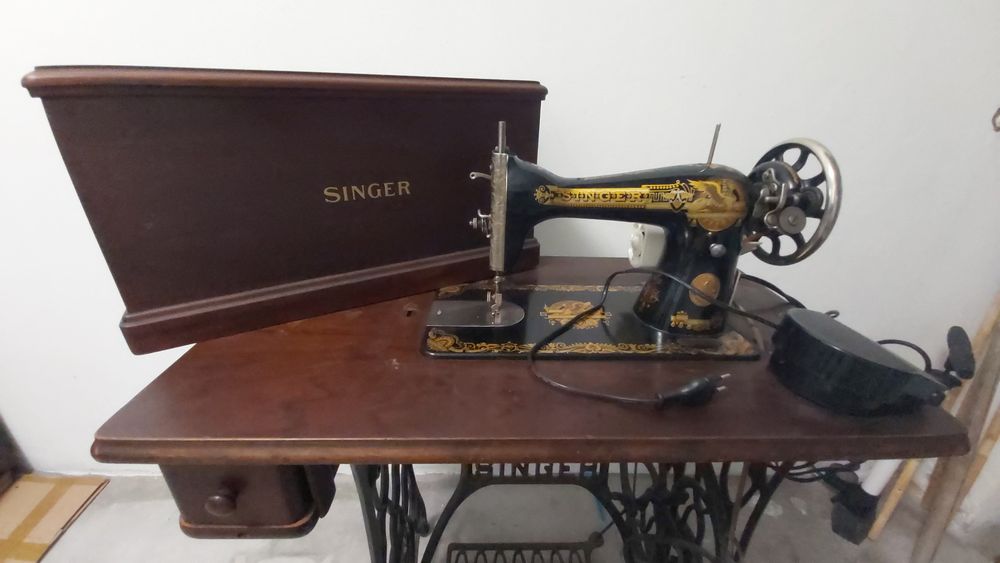 Máquina de costura antiga