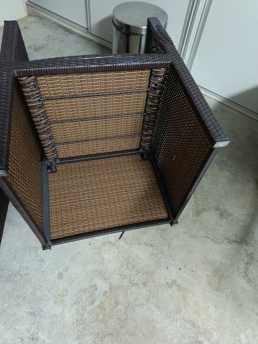 Cadeiras e mesa de jardim - Rattan sintético