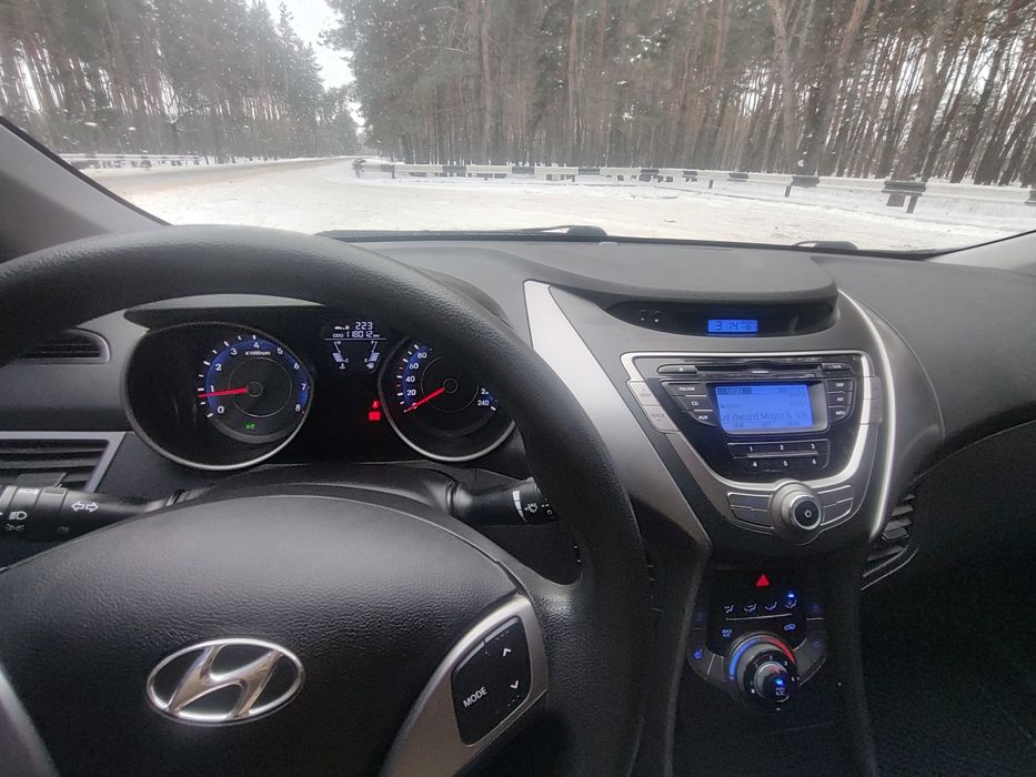 Hyundai Elantra MD хорошая