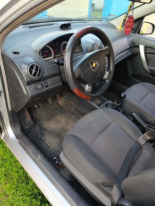 Продам Шевроле авео 1.2  16 V