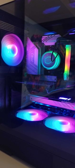 Ryzen 9 RX9060XT 16GB   B850ProRS  32GB7800Mhz  PX700 2TB M.2 komputer
