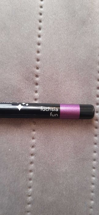 Kredka do oczu Avon glimmerstick diamonds!