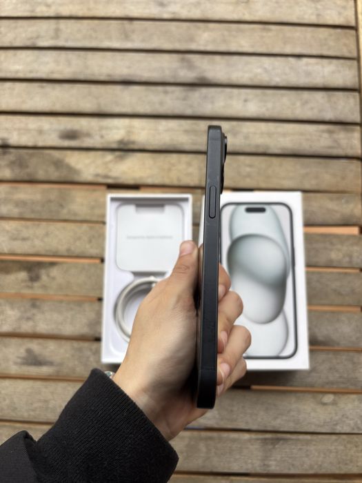 iPhone 15 - 128GB | Preto