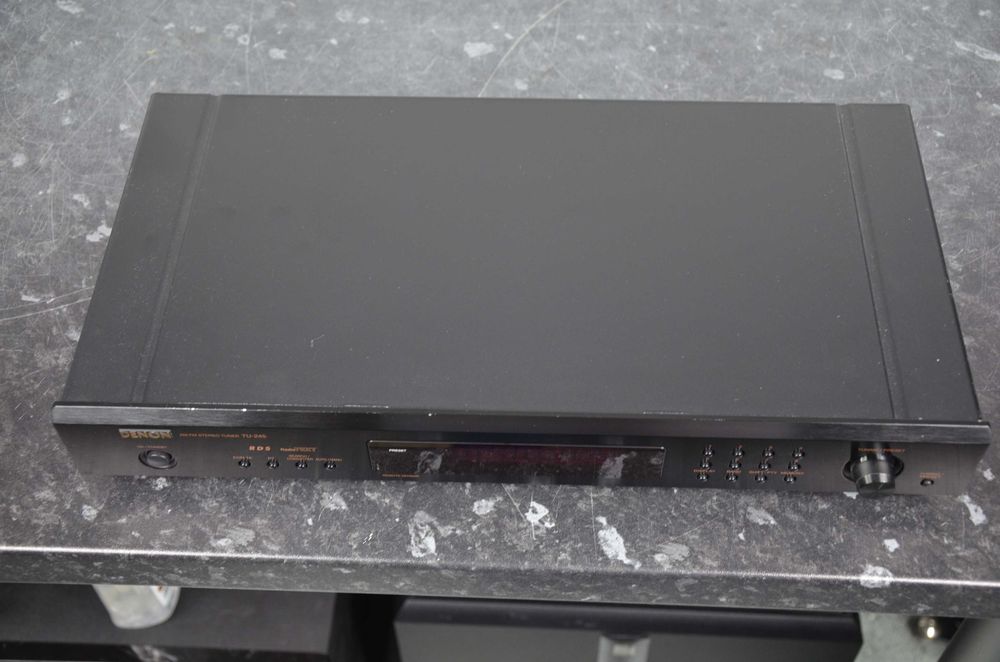 Tuner radiowy DENON TU-245 RDS-TEXT