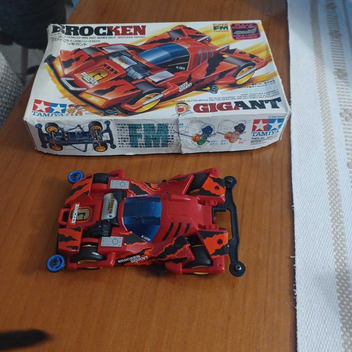 Carro Broken Gigant/ Shining Scorpion vintage