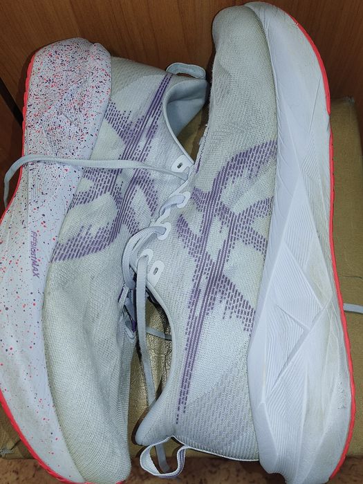 Asics Novablast 5 Tokyo,49розмір