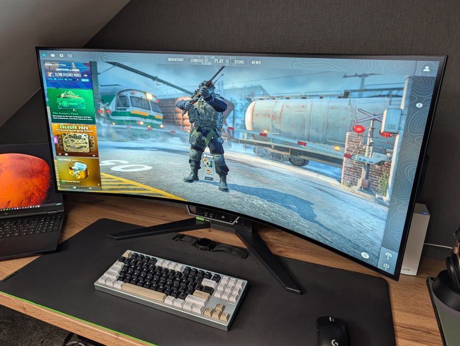 Гнучкий 45" OLED монітор Corsair Xeneon Flex 45WQHD240 (240Hz, 0.03ms)