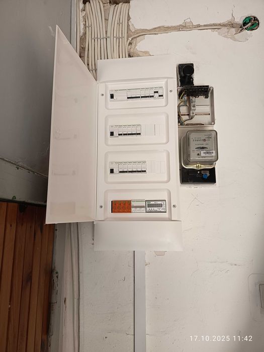 Elektryk - montaż i modernizacja instalacji elektrycznej.