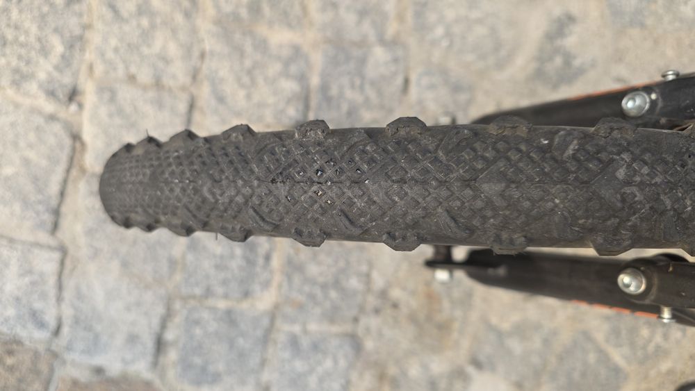 Bicicleta Berg Blast 205