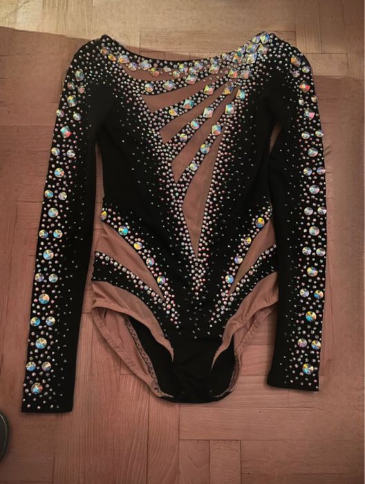 strój do gimnastyki artystycznej