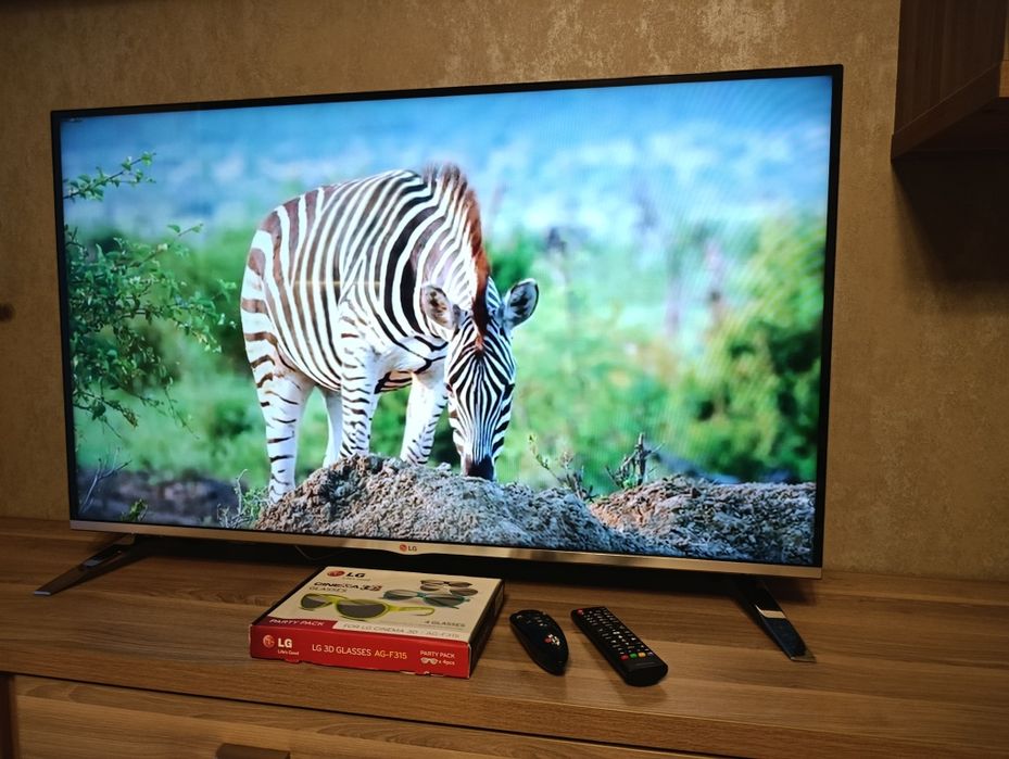 Телевізор 3D LG 47LB675V