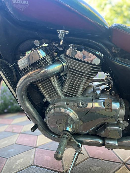 SUZUKI intruder VS 400