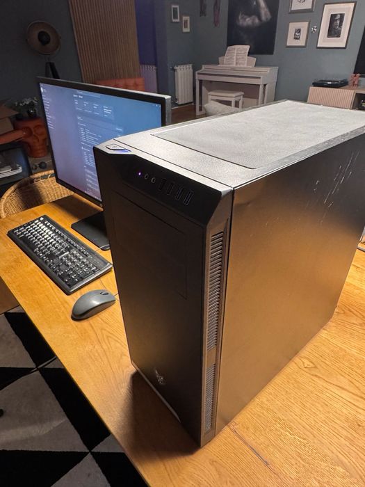 PC Potente com Monitor – Ideal para Trabalho e Entretenimento