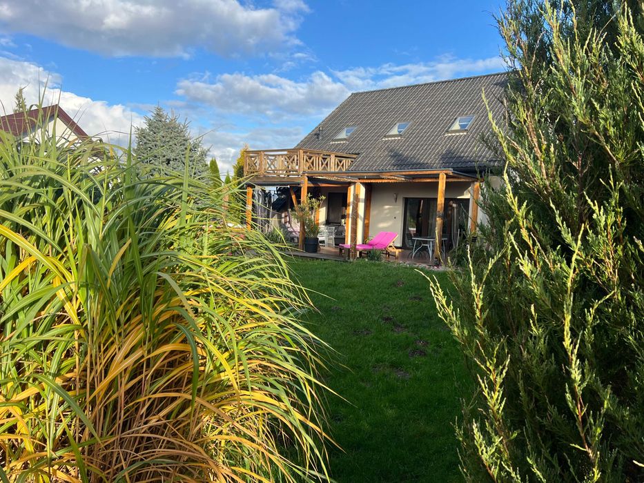 Dom HABIBISPA dla GRUP , 5 sypialni , JACUZZI , SAUNA , jezioro
