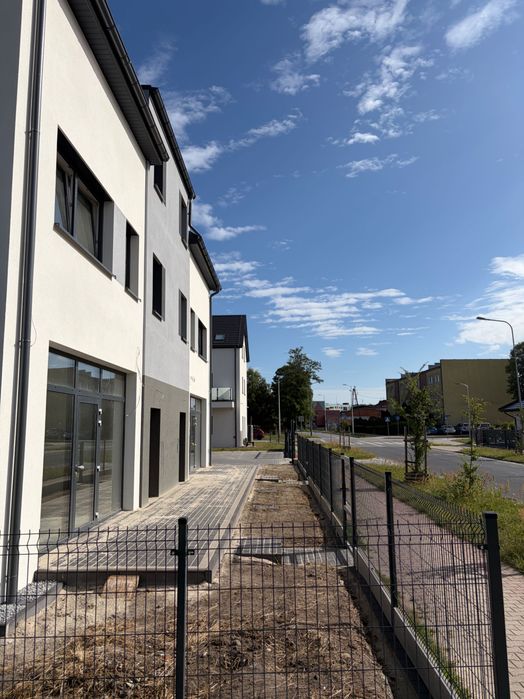 Wynajmę lokal usługowy centrum Jelcz-Laskowice