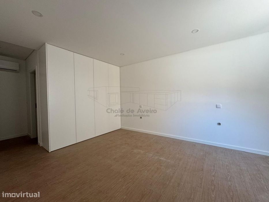 Apartamento T1+1 Venda em Esgueira,Aveiro