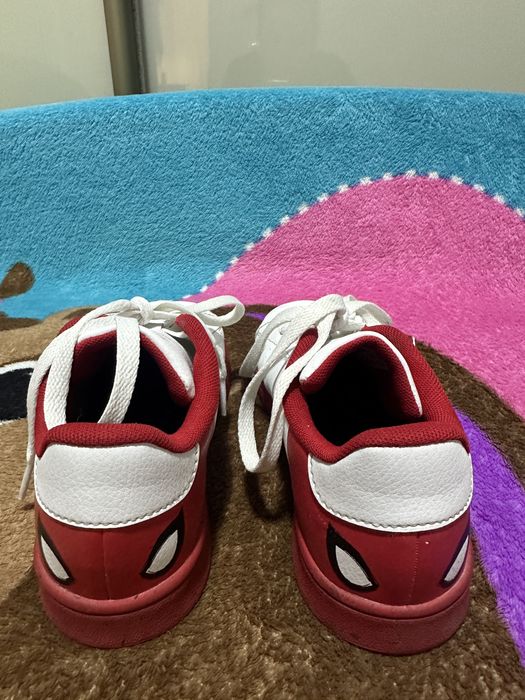 Круті кросівки adidas spider man оригінал