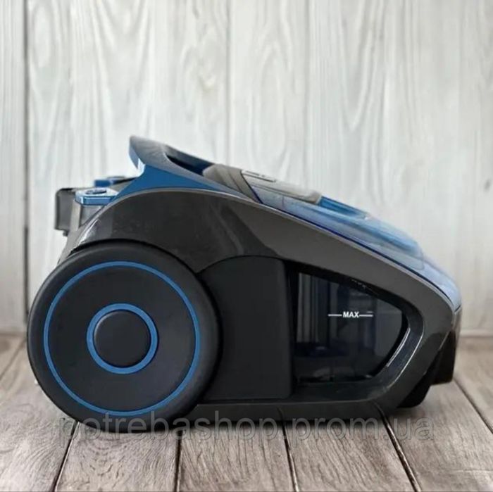 Контейнерный пылесос Rainberg RB-652B 3700W без мешка.