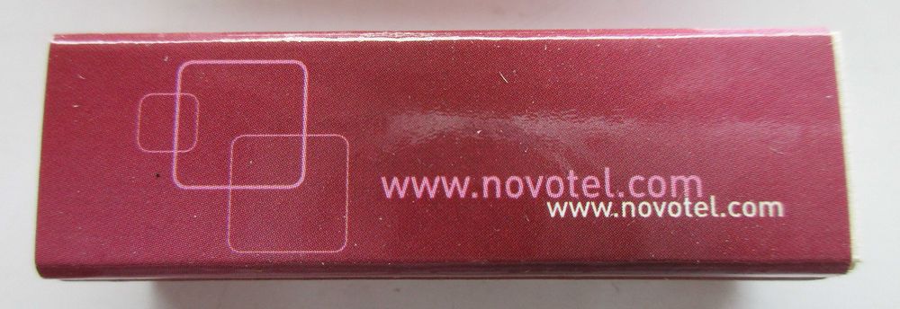 Novotel - - - - - - - Caixas de Fósforos