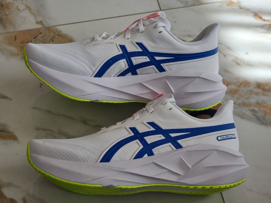 Оригінал 100% чоловічі кросівки asics novablast 5 ATC  eur 43.5