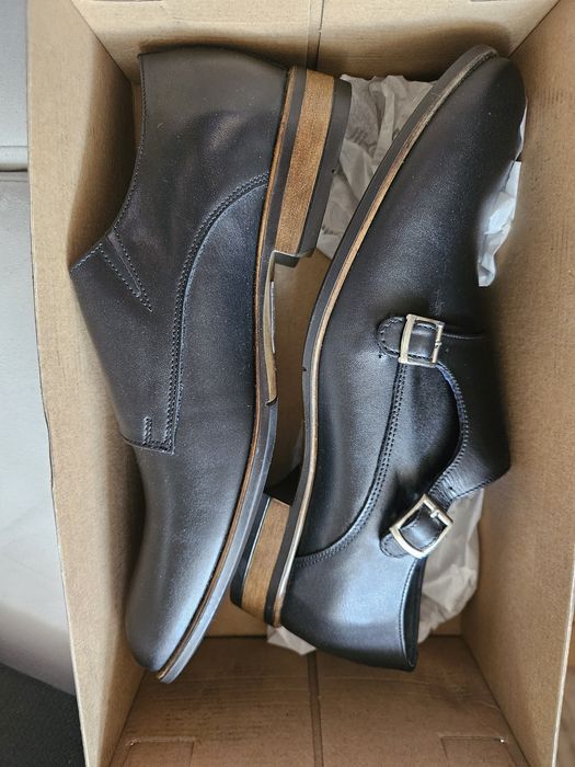 Nowe buty męskie wsuwane