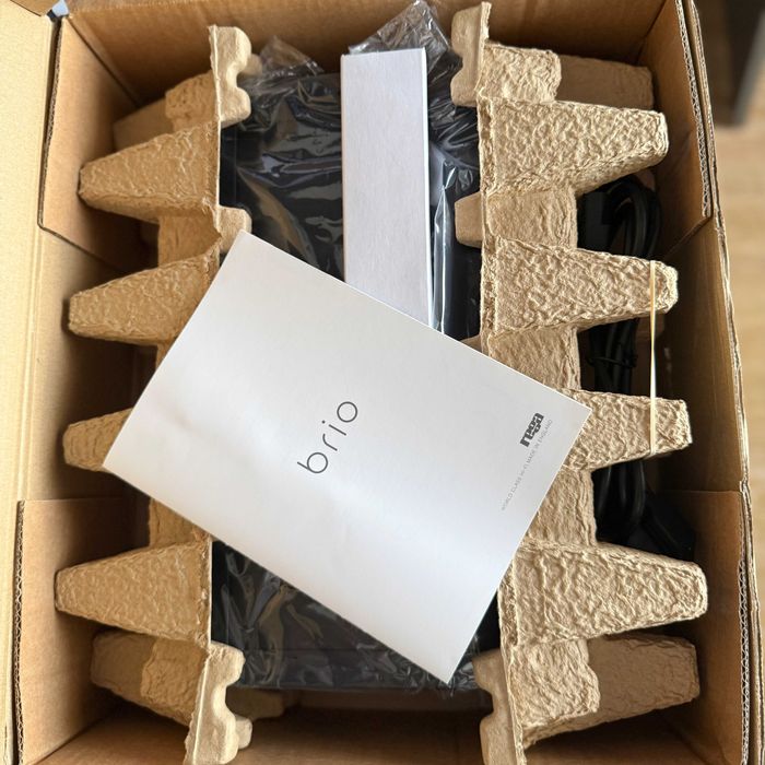 Amplificador Rega Brio