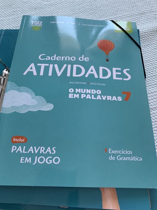 O Mundo em Palavras - 7 Raiz Editora - novo