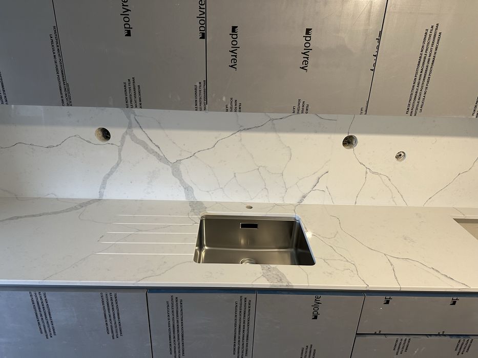 Bancada de cozinha quartzo marmore